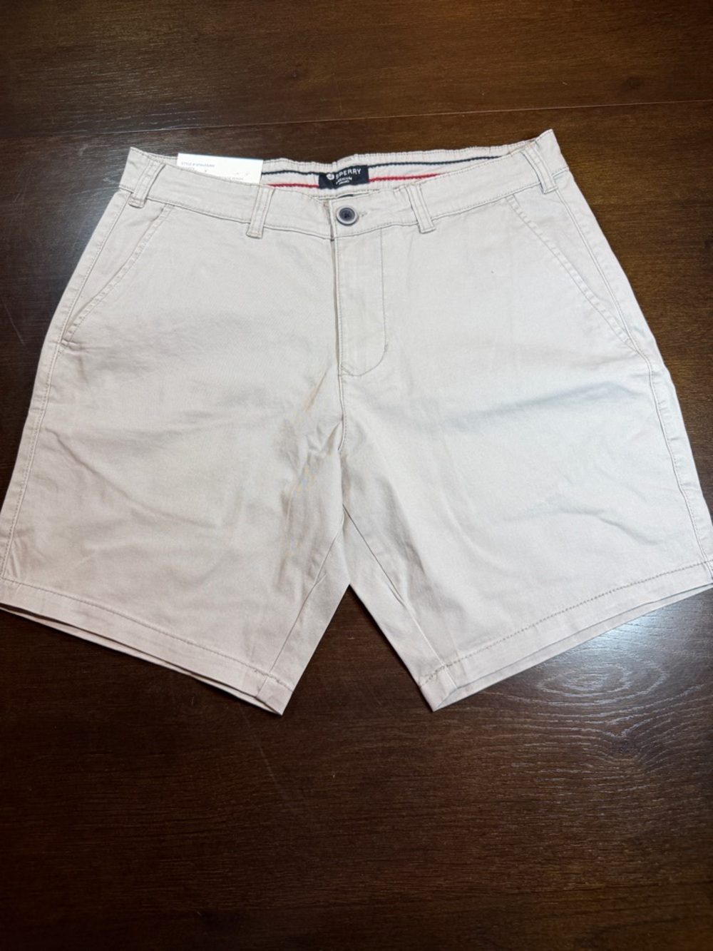NWT Sperry Chino Shorts Men's 32 Light Gray 8" Inseam Preppy Coastal